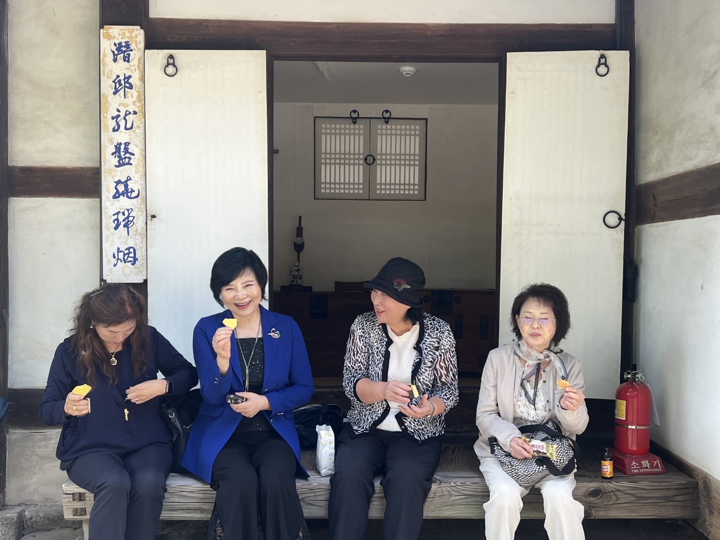 스틸컷사진1.jpg